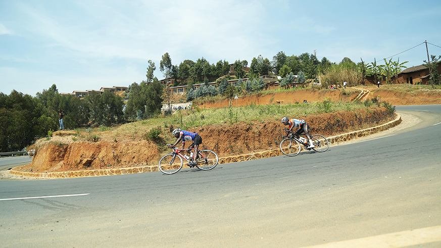 Eric Manizabayo and Samuel Hakiruwizeye ride in duo break away in some 30 km of the finish.