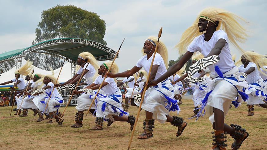 National Ballet Urukerereza will participate in the upcoming FESPAD edition. Here, the traditional troupe was performing during Umuganura ceremony in Nyanza. Sam Ngendahimana. 