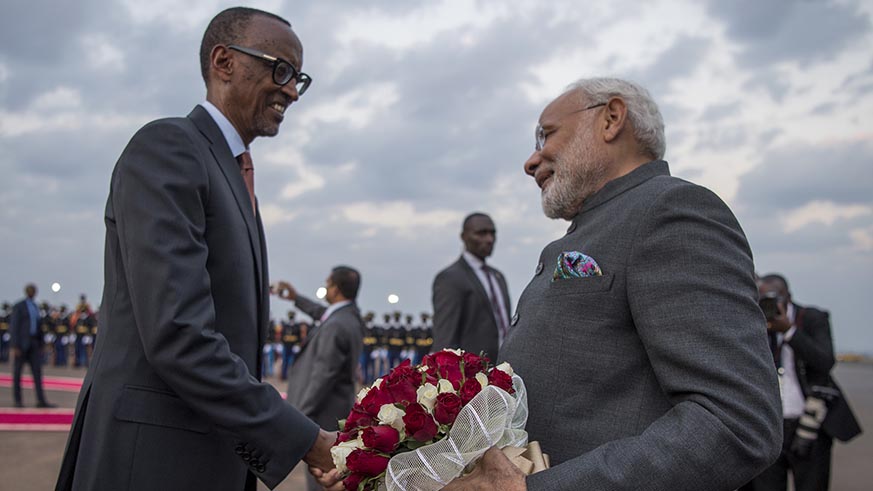 President Kagame welcomes Indian Prime Minister Narendra Modi at Kigali International Airport on Monday. Village Urugwiro.