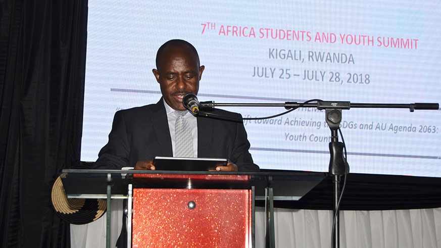 The Minister for Education, Dr Eugene Mutimura addressing the participants who attended the summit. Frederic Byumvuhore