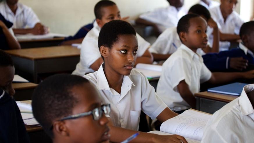 Students of IFAK Senior School in class. File.