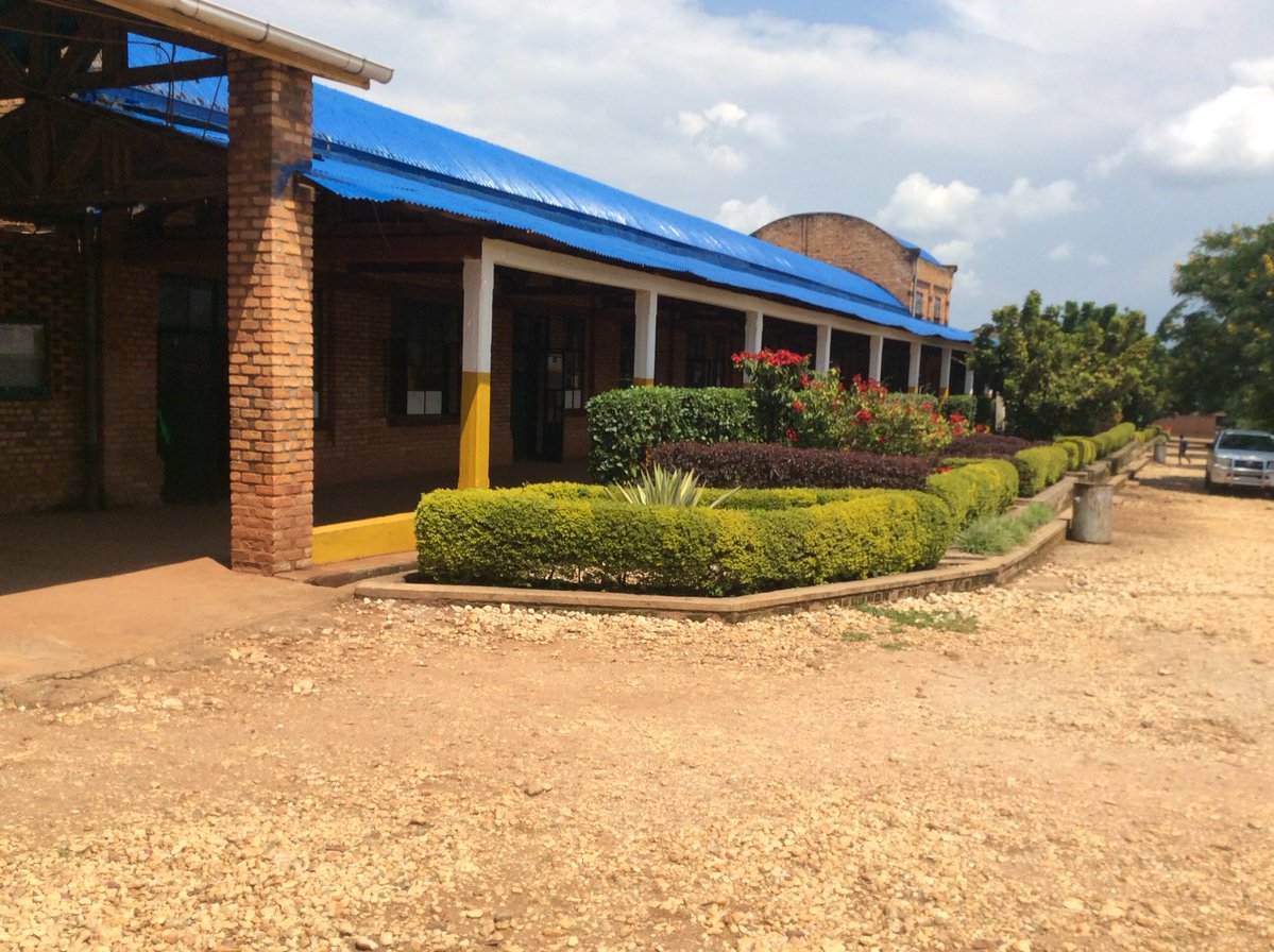Groupe Scolaire Officiel de Butare secondary school in Huye. Net. 