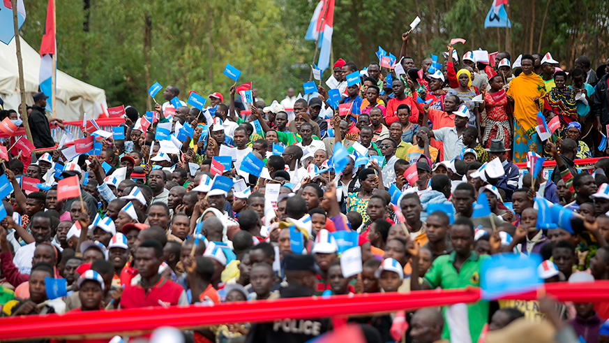 Residents of Southern Provinceu2019s Gisagara District during RPF parliamentary campaign rally on Thursday. President Kagame said that works to build Gisagara road will start before the end of the year. Village Urugwiro.