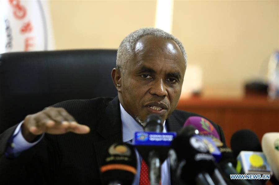 Sudan's Oil and Gas Minister Azhari Abdul-Ghadir speaks at a press conference in Khartoum, Sudan, Aug. 26, 2018. / Xinhua