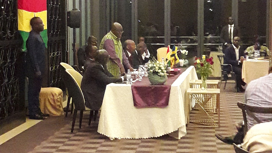 President Nana Akufo-Addo addresses the Ghanaian community in Rwanda. (Julius Bizimungu)