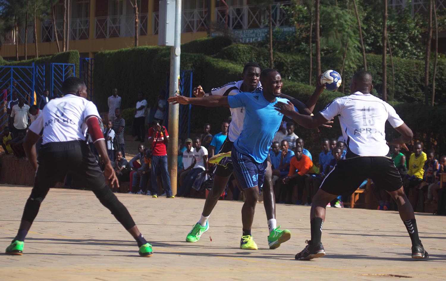Police handball club were crowned champions of the 2018 national handball league after beating APR 36-29. Sam Ngendahimana.