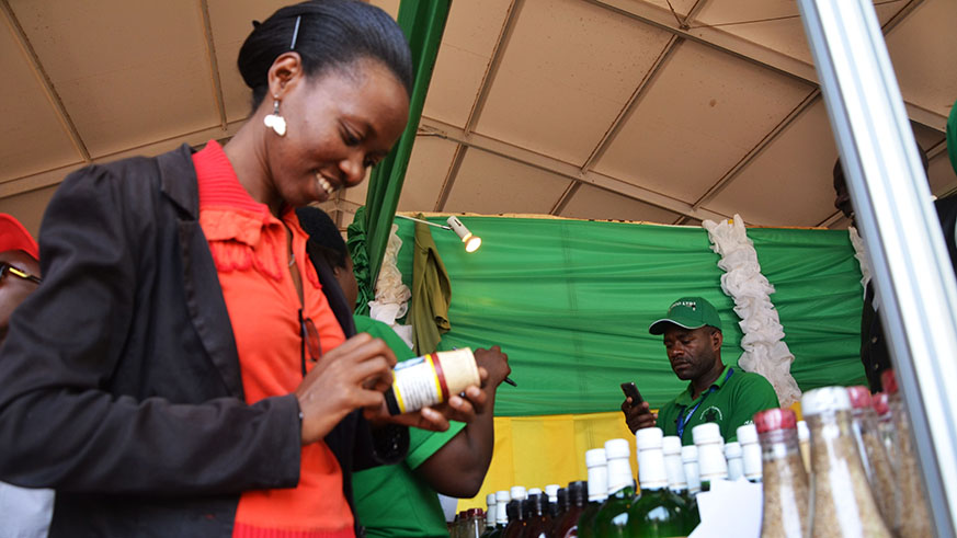 A traditonal medecines dealer showcases his drugs during a past Expo in Kigali. Sam Ngendahimana.