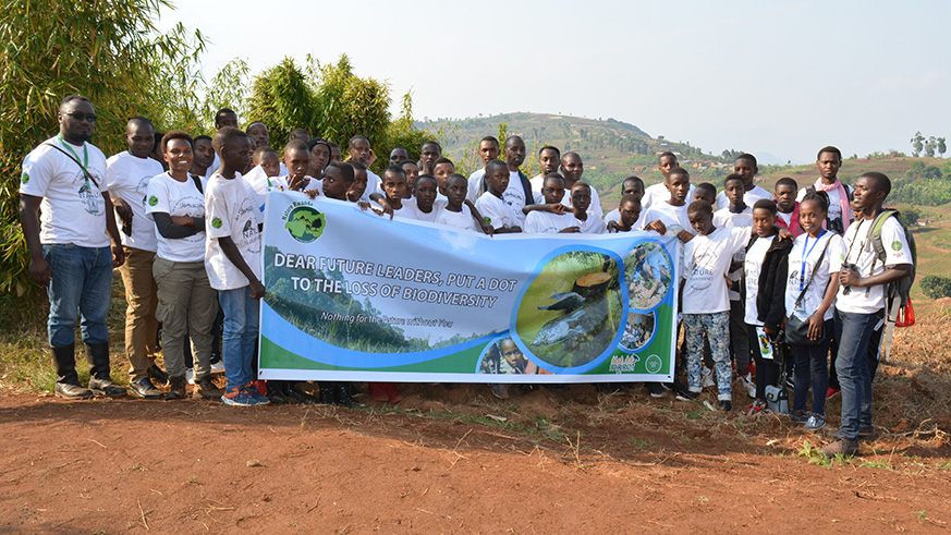 Students from ES Rwahi pose for a photo during the tour. Diane Mushimiyimana.