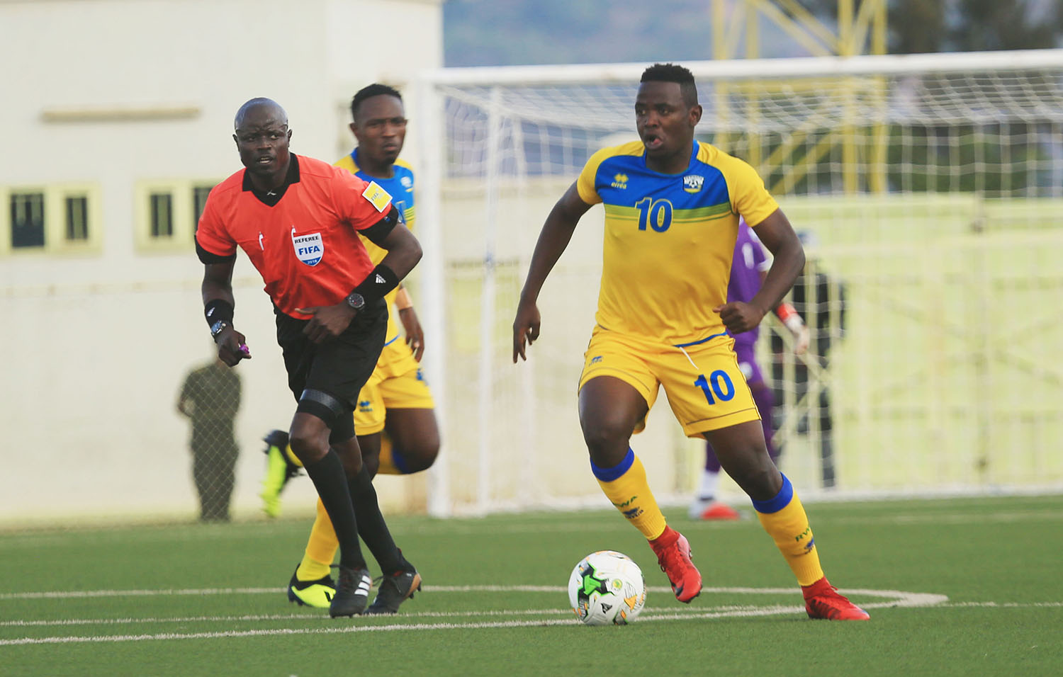 Namibiau2019s FIFA/CAF referee Jackson Pavaza has accused Ferwafa of attempting to bribe him prior to Sundayu2019s Afcon Group H qualifier between Rwanda and Ivory Coast, which the visitors won 2-1 at Kigali Stadium. Sam Ngendahimana.