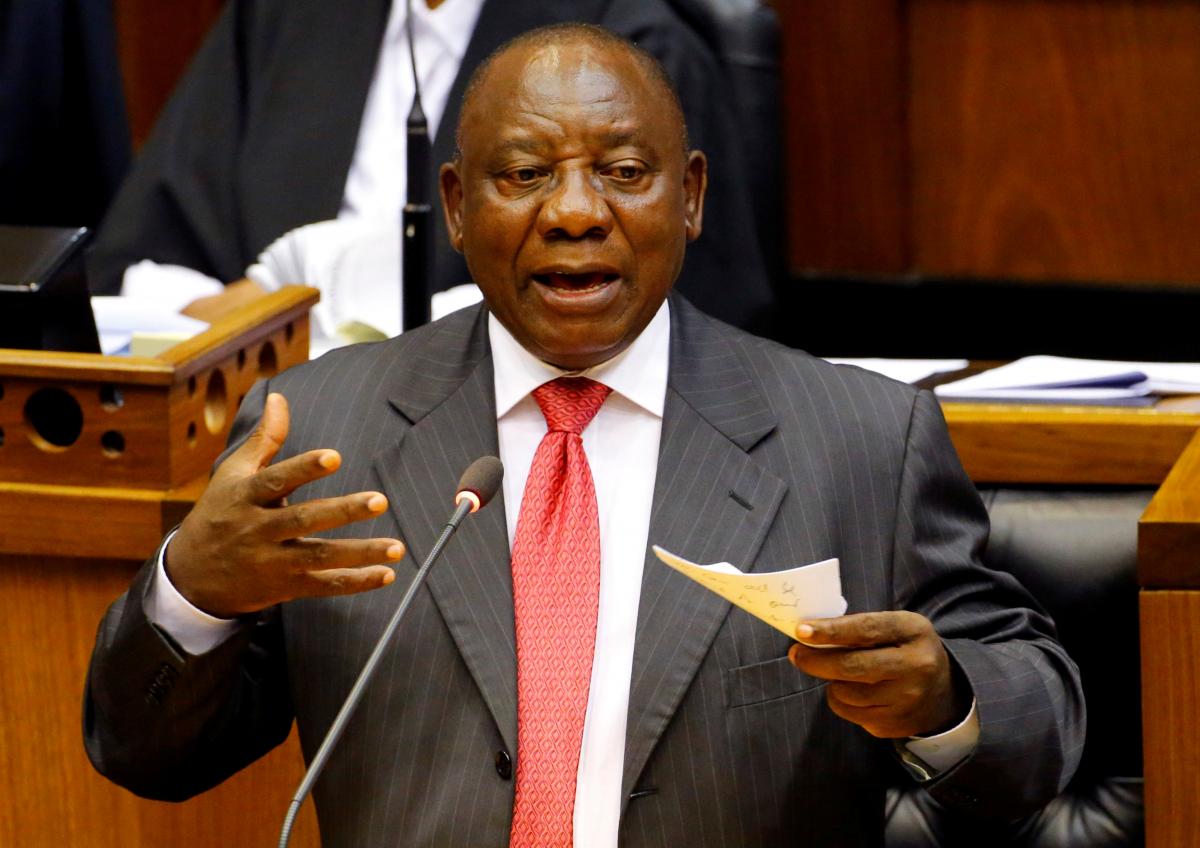 President Cyril Ramaphosa addresses MPs in parliament in Cape Town, South Africa, February 15, 2018. Net.