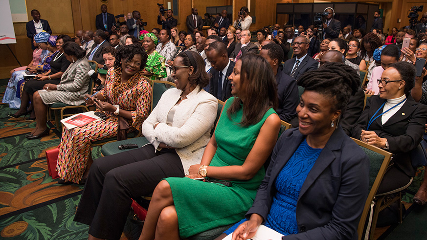 First Lady Mrs Jeannette Kagame, alongside First Ladies (L-R) Mme Adjoavi Sika Kabore of Burkina Faso, Mrs Kim Simplis Barrow of Belize and Maame Yaa Bosomtwi, the Executive Secretary of OAFLA, as well as other OAFLA members and delegates. (Courtesy)