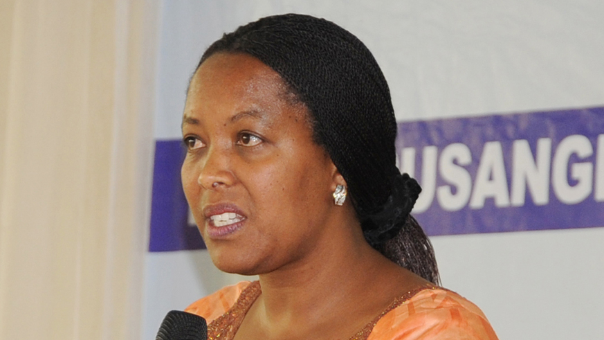Minister Nyirasafari Esperance adressing the Women general Assembly 