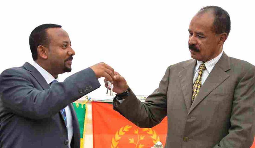 Ethiopiau2019s Prime Minister Abiy Ahmed (left) and Eritreau2019s President Isaias Afwerki during reopening of the border. Net photo.
