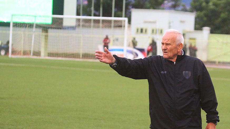 APR FC head coach Petrovic Ljupko gives instructions to his players.(File)