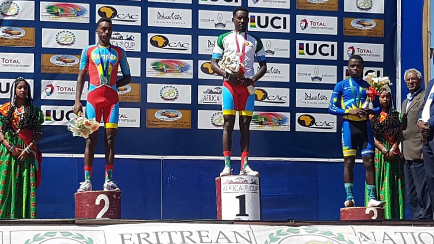 Moise Mugisha (right) finished third in the U23 category and sixth overall in menu2019s Individual Time Trial (ITT) on Thursday. Courtesy.