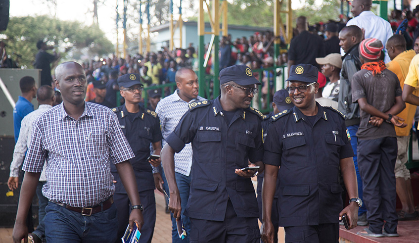 Some  of the police and government officials  who attended the concert. 
