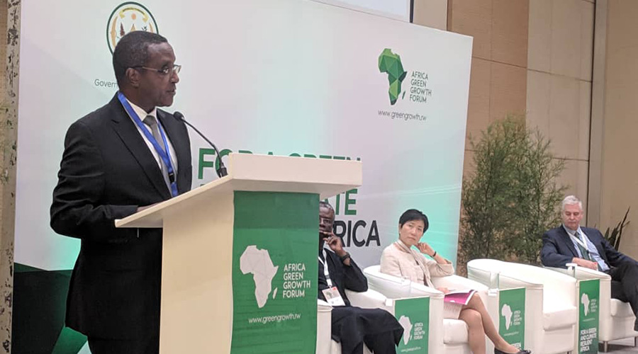 Environment minister Vincent Biruta speaking at the opening of the forum. / Courtesy