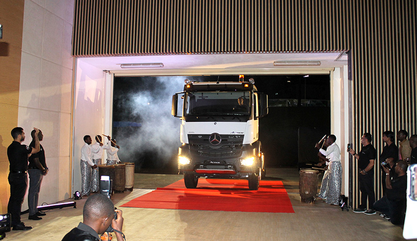 Over the weekend, the partnership premiered some of the brandu2019s latest, models including Mercedes-Benz ACTROS, a commercial truck which motor enthuthiasts say is built for the African market. . courtesy.