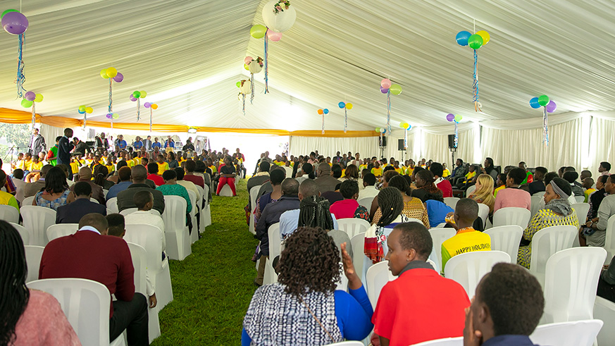 The end of year children's party, held at Urugwiro Village, was attended by over 200 children from all 30 districts of Rwanda