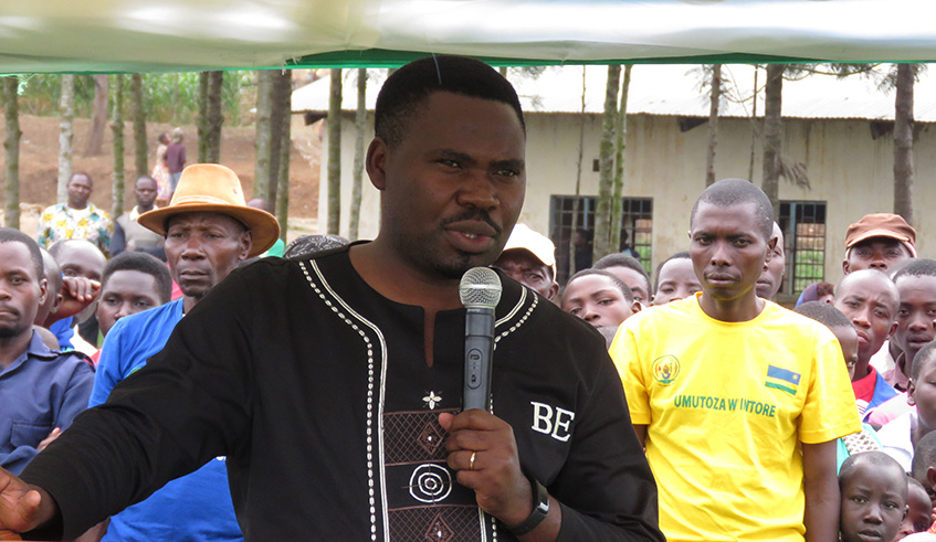 Ã‰douard Bamporiki, Chairperson of National Itorero Commission, explains the new structure of the civic education programme in Nyagatare District on Tuesday. Jean de Dieu Nsabimana.