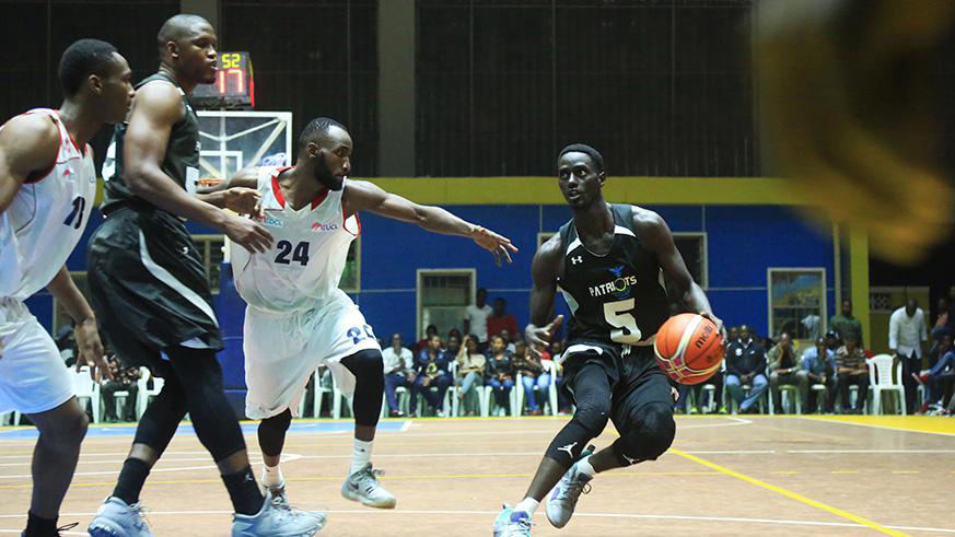 Guard Sedar Sagamba will be looking to inspire Patriots to away victory at UR-CASS in Huye District on Sunday. He is seen here in action against REG in a past league match at Amahoro Stadium. File photo.