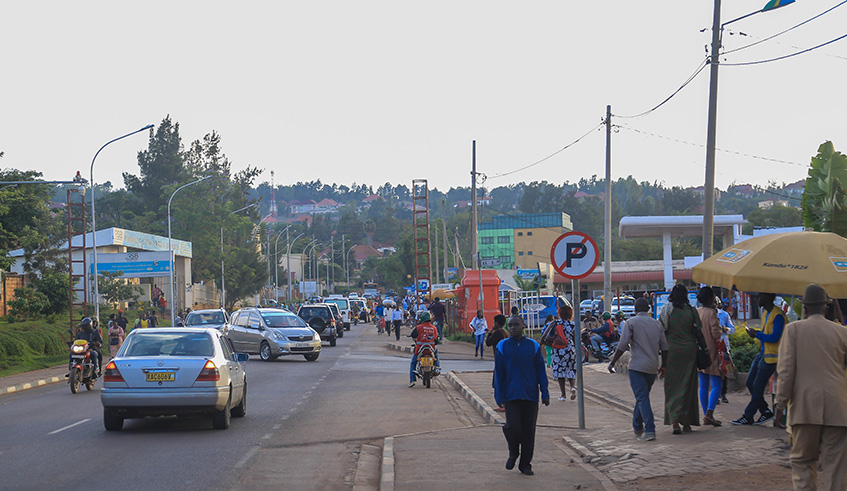 The busy Kicukiro trading centre along the Sonatubes-Gahanga-Akagera Bridge road whose expansion is expected to start tomorrow. The expropriation of the property along this road will cost an estimated Rwf4.5 billion. File.