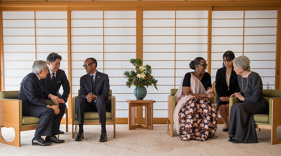 President Kagame and First Lady Jeannette Kagame pay a courtesy call to Their Imperial Majesties Emperor Akihito and Empress Michiko of Japan. / Village Urugwiro