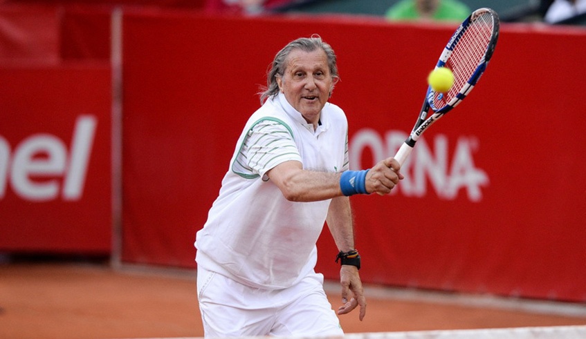 Former world no. 1 Ilie Nu0103stase, 72, leads the group of tennis legends that established the annual International Tennis Show in 2017. Net.