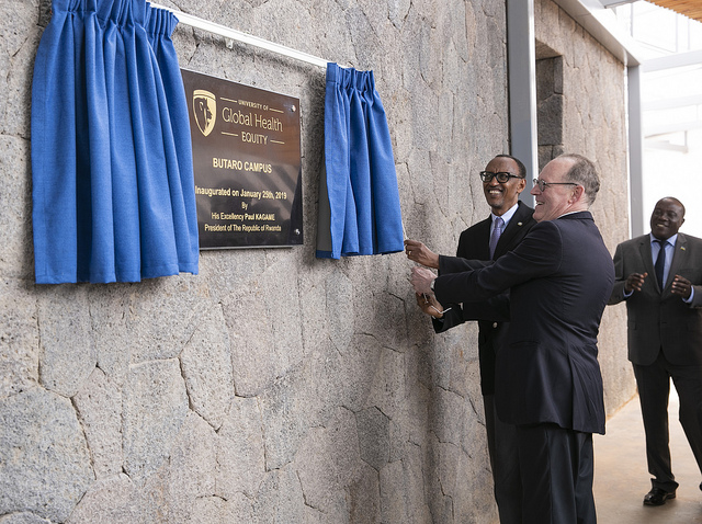 President Kagame and Dr Paul Farmer (R), the co-founder and Chief Strategist of Partners In Health (Inshuti mu Buzima) inaugurate the Butaro campus in Burera District on Friday. The new campus is home to the University of Global Health Equity (UGHE). Urugwiro Village.