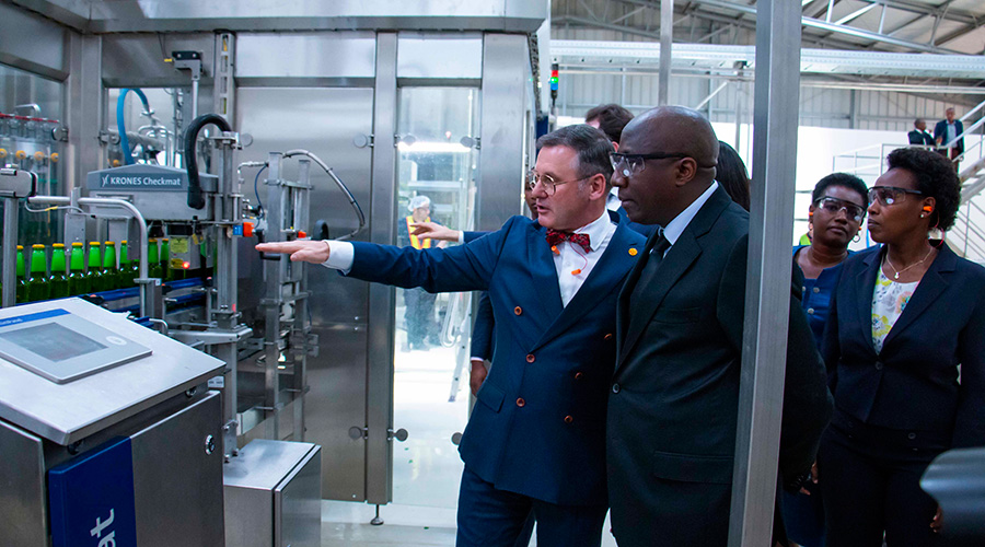 Skol Brewery General manager, Ivan Wulffaert introduced the new production line to honorable guests incl. Hon. Prime Minister Edouard Ngirente. / Emmanuel Kwizera