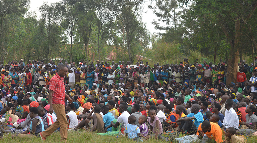 Residents of Gishari Sector in Rwamagana District who turned up in large numbers. / Joseph Mudingu