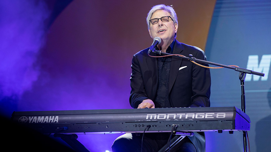 Don Moen during his performance. (Photos by Emmanuel Kwizera)