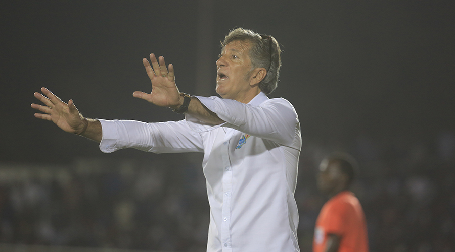 Rayon Sports coach Roberto Oliveira shouts instructions to his players during the 2018 Peace Cup final against Mukura at Kigali Stadium. / Sam Ngendahimana