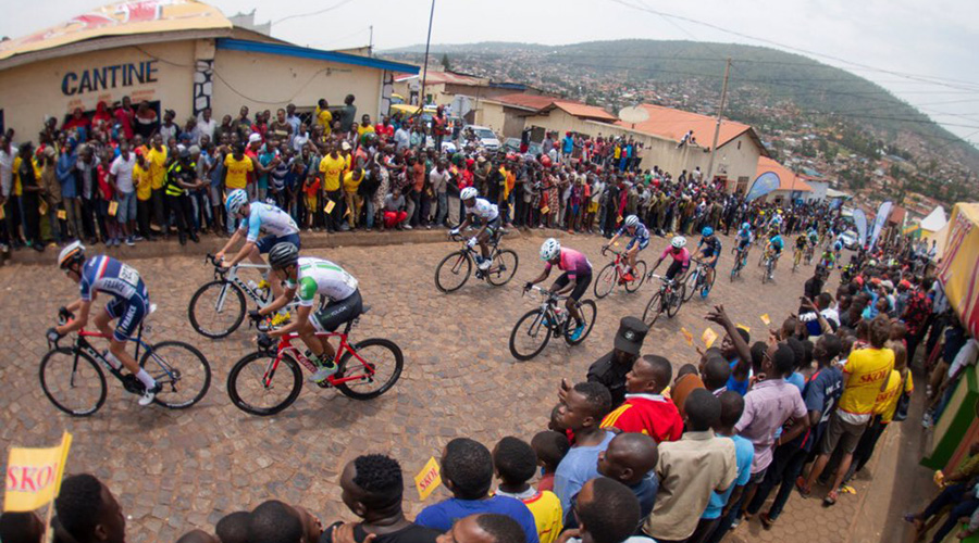 Tour du Rwanda 2019 riders climb the grueling u2018Wall of Kigaliu2019 (Mur de Kigali), at Kwa Mutwe in Nyamirambo, Kigali, yesterday. / Courtesy