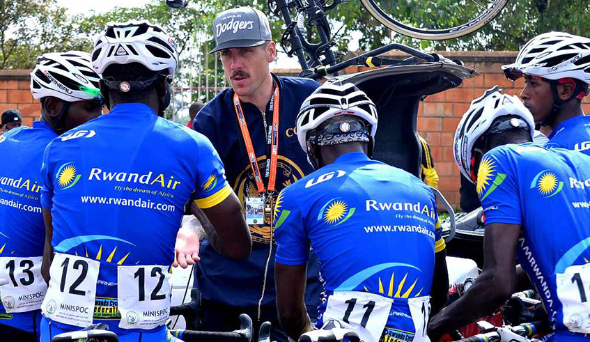 Head coach Sterling Magnell briefs his Team Rwanda riders during the 2018 African Continental Road Championships in Kigali. File