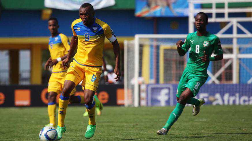 Rwandan forward Jacques Tuyisenge, with the ball during the opening match of CHAN 2016 against Ivory Coast at Amahoro National Stadium. File.
