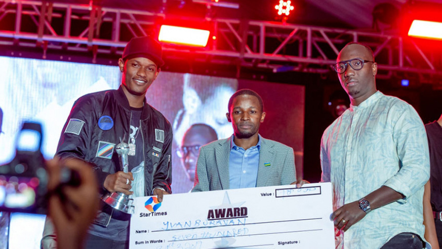 Yvan Buravan (L) was one of the winners of the just-concluded salax awards. Courtesy.