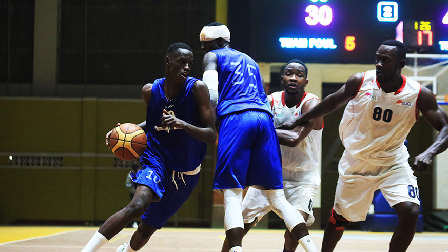 Espoir BBC small forward Emile Kazeneza (with the ball), seen here in action against REG in a past match, will lead his sideu2019s quest for a first victory over REG since January 2018.. Sam Ngendahimana.