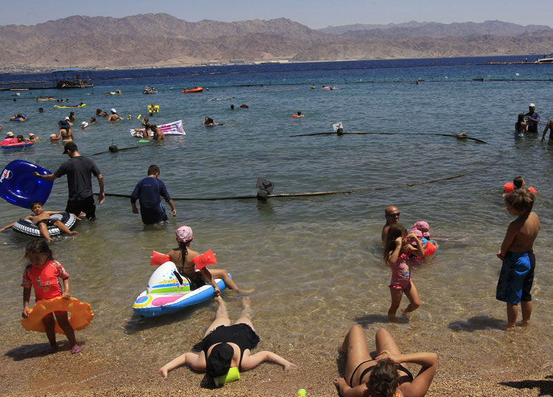 Sea bathers at one of Egyptu2019s Red Sea resorts. / Net photo