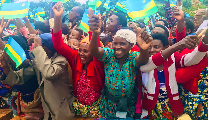Thousands of residents welcomed President Paul Kagame to Burera District. (Courtesy)