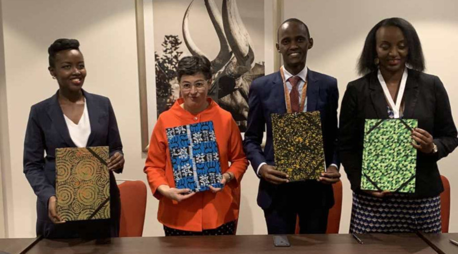 Officials of the four entities after signing an agreement on the side-lines of the Transform Africa Summit, aiming at sustainable solutions for doing business through e-commerce. / Courtesy