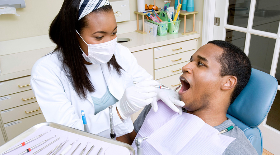 Medics recommend regular checkups to identify cavities and other dental conditions before they cause disturbing symptoms and lead to more-serious problems. / Net photo