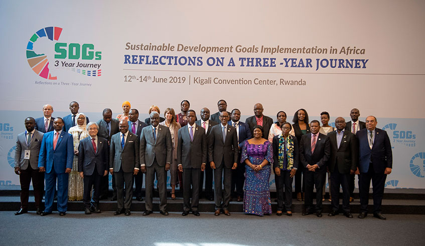 President Kagame in a group photo with other continental leaders during the conference on the implementation of the SDGs in Africa held in Kigali yesterday. The conference brought together about 2000 people to discuss the SDGs journey across Africa in the last three years. Village Urugwiro.  