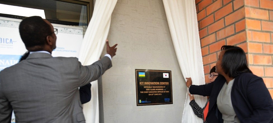 Officials inaugurate ICT Innovation Building at IPRC Kigali yesterday. / Courtesy