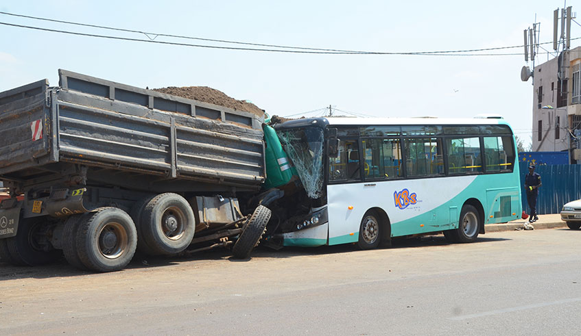 A truck collided with a KBS bus in Kicukiro in June 2016. Sam Ngendahimana.