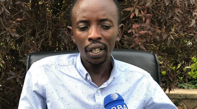 Moses Gakwerere narrating his ordeal at the hands of RNC operatives in Uganda. / Courtesy