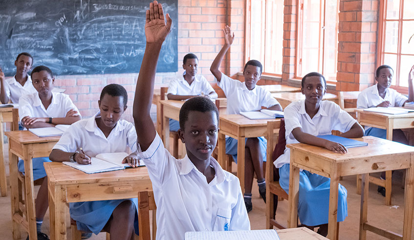 Hardworking students always do well in school. Net photo.