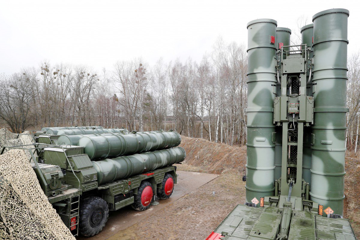 A Russian S-400 surface-to-air missile system. / Net photo