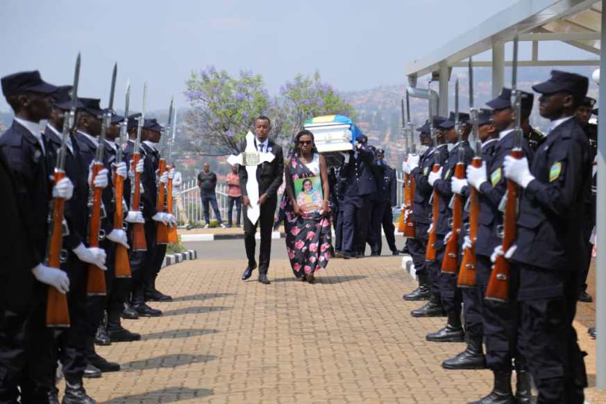 The Late Senator Thu00e9ru00e8se Bishagara Kagoyire's body arrives at parliament. (All photos by Emmanuel Kwizera)