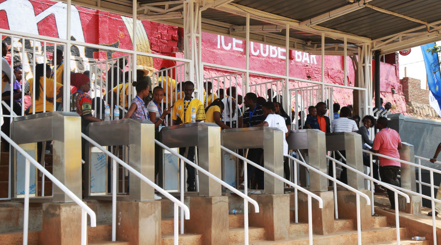 Visitors to this yearu2019s Rwanda International Trade Fair at Gikondo Expo Grounds are now required to pay through a mobile-enabled ticketing system, MTN m-Ticket. However, there were hitches with the technology yesterday as some expo-goers complained that machines could not read messages sent to their phones, creating delays at the entrance. The annual trade fair is expected to be officially launched on Thursday and will go on for the next three weeks. / Sam Ngendahimana